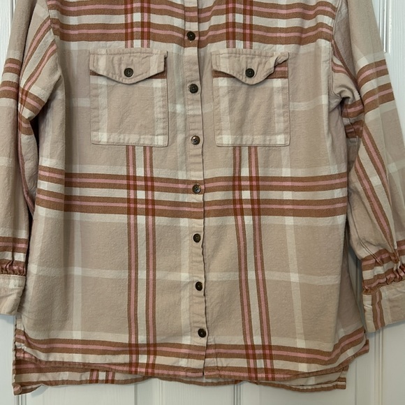 Spell & The Gypsy Collective Basecamp Flannel Shirt in Musk - Picture 4 of 8